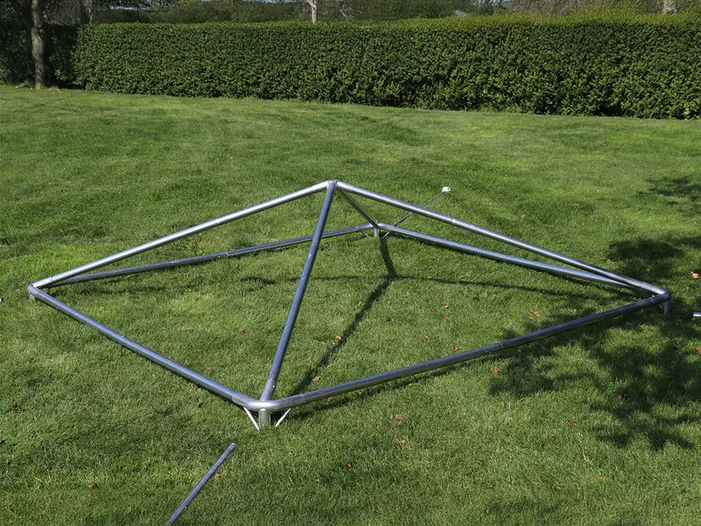Opbouw dakconstructie partytent 3x3 pvc pro 50